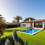 Sonrisa By Escape Villa Binibeca
